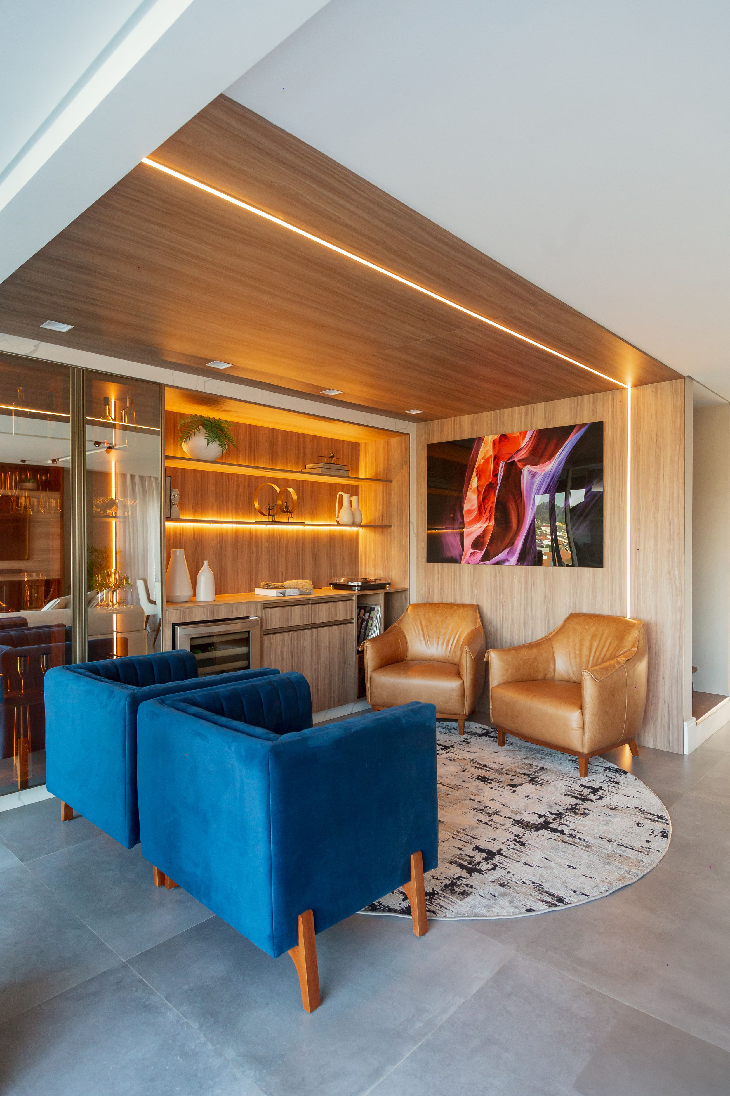 Interior residencial com texturas nobres e paleta de cores harmoniosa - Fotografia de arquitetura por Pâmela Wille